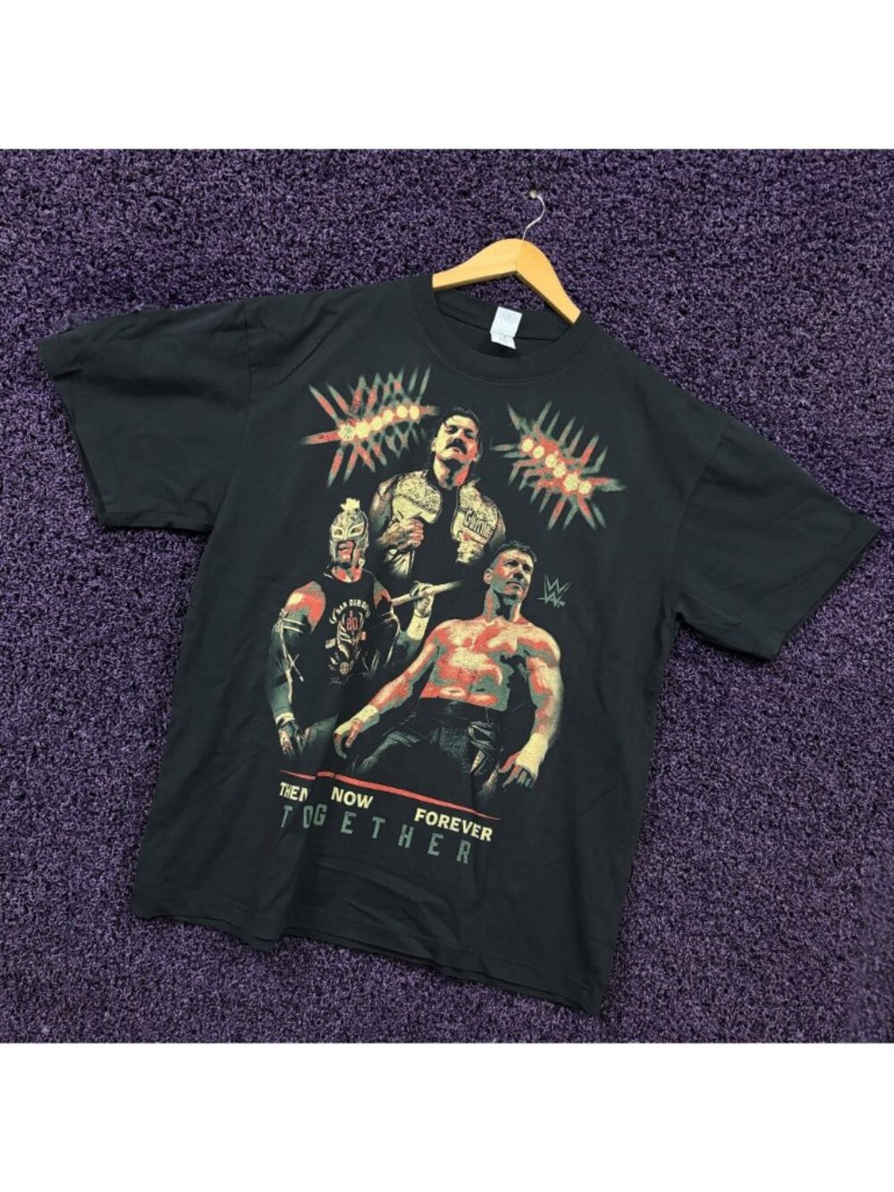 Latino Heat Family Then Now Together Forever WWE T-Shirt XL - Picture 3 of 4